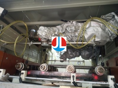 新能源汽车驱动电机电枢绝缘处理滴漆工位